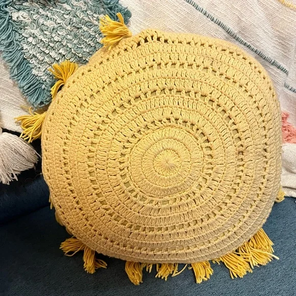 Colorful Tassel Throw Blanket and pillow set - Picture 3 of 5